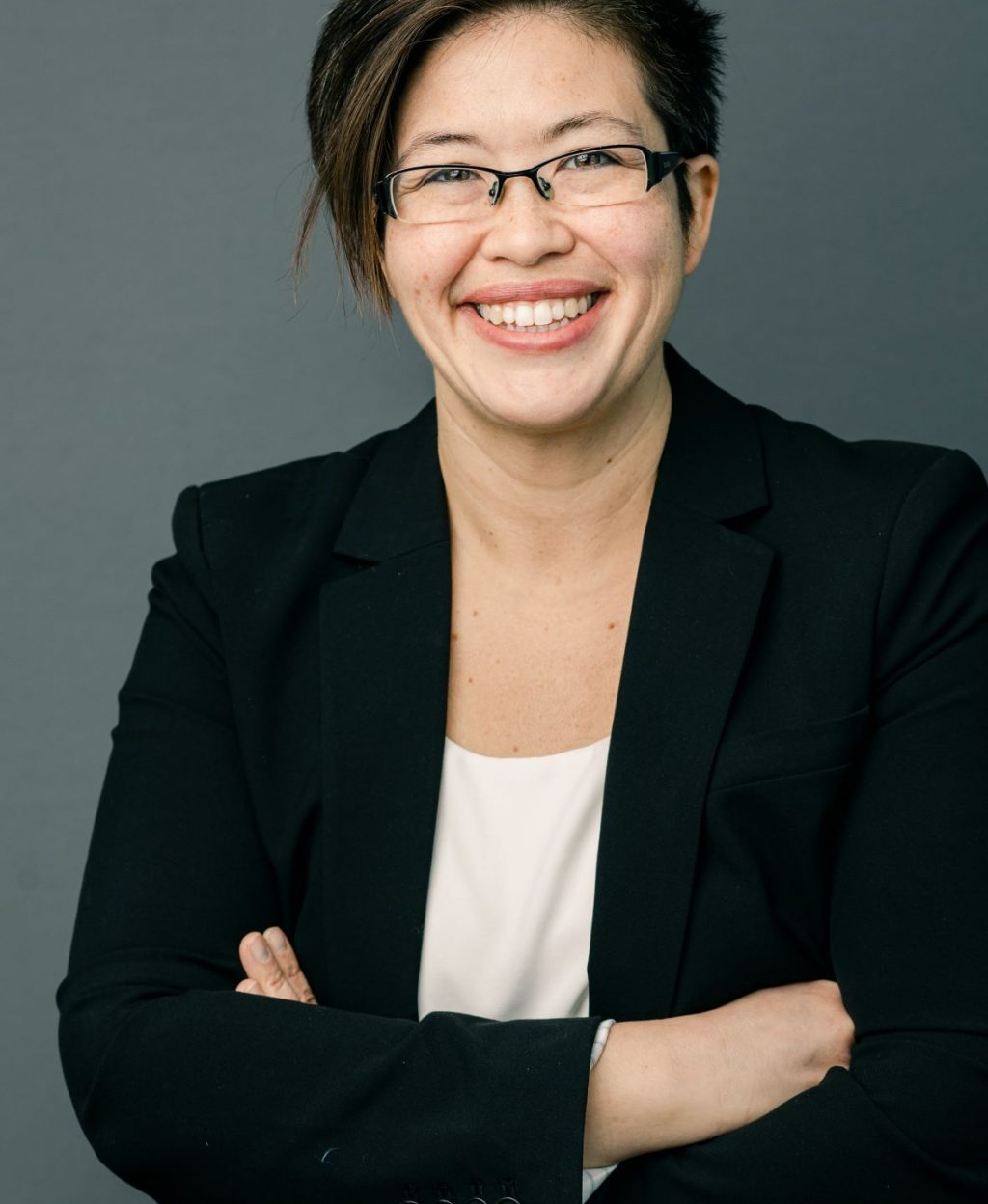 Persis Yu Headshot